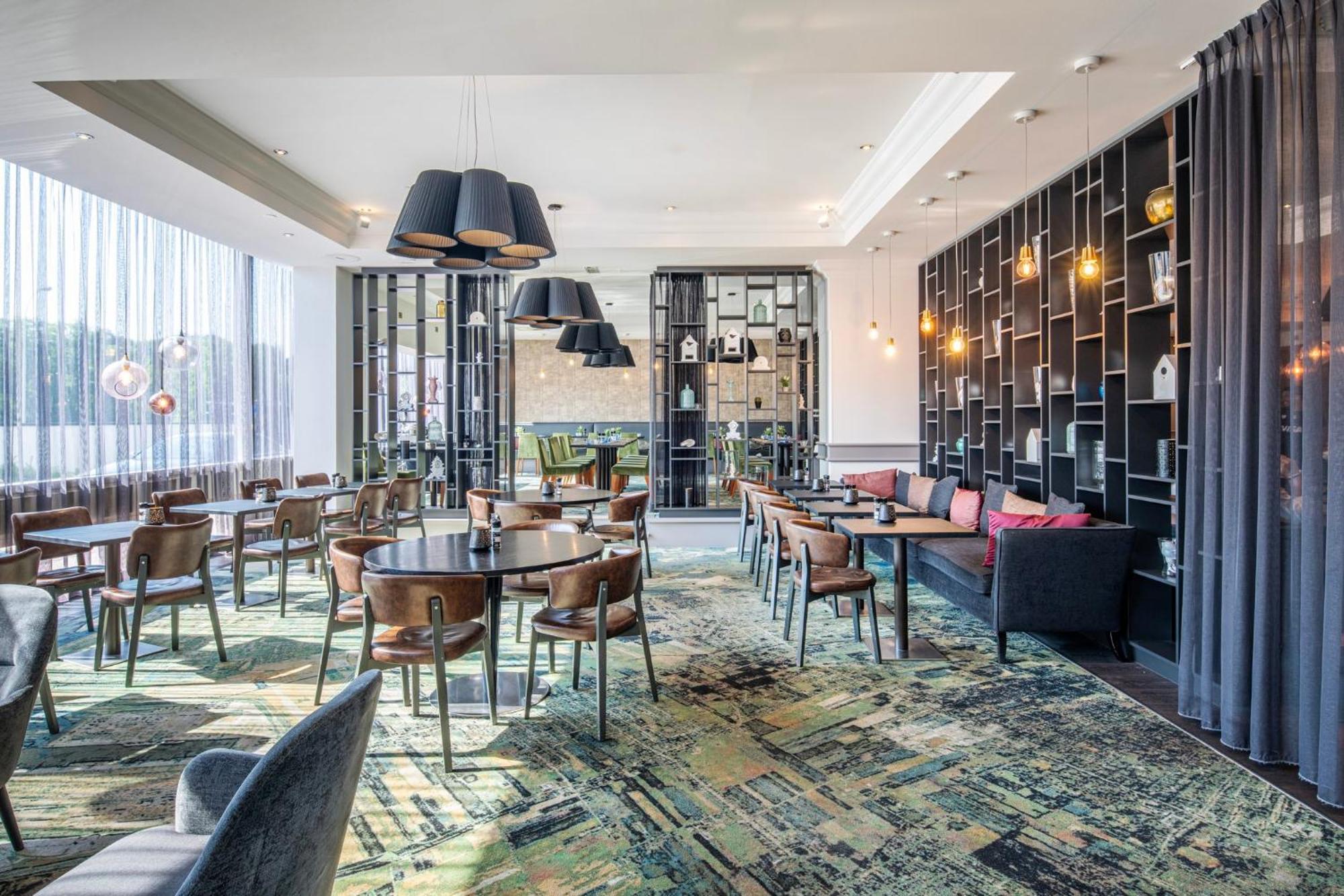 Crowne Plaza Antwerpen By Ihg Hotel Exterior photo